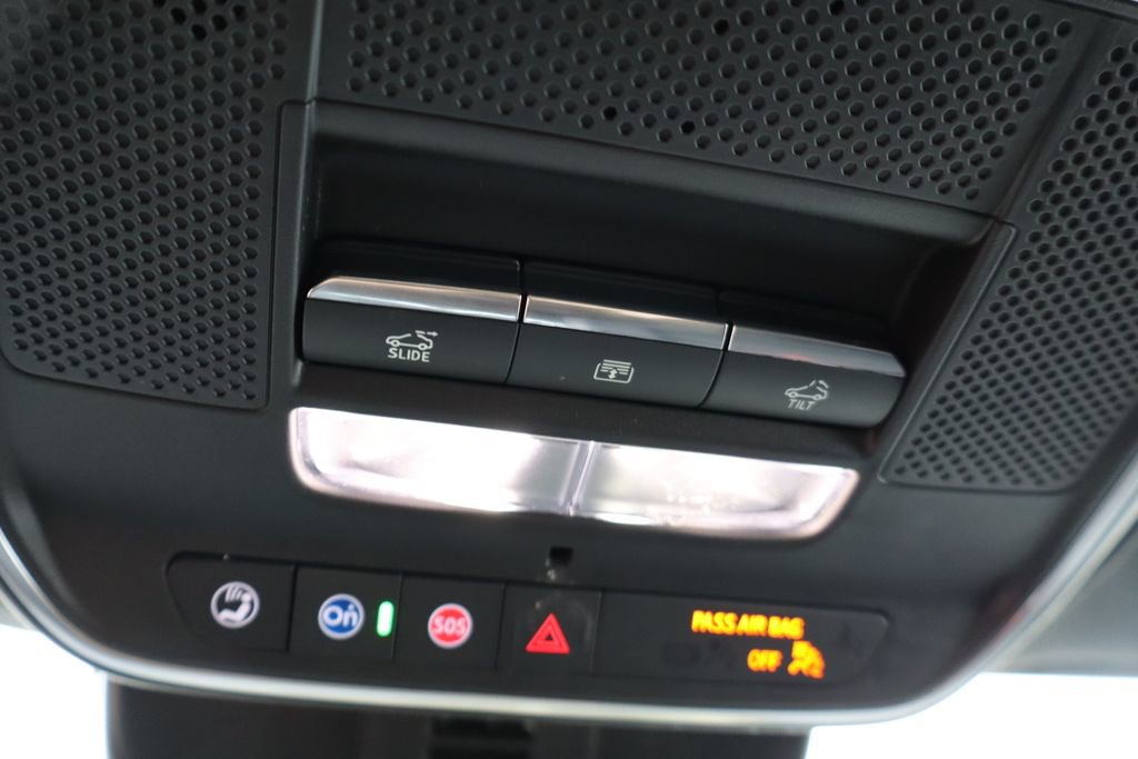 New 2026 Chevrolet Traverse RS image 29