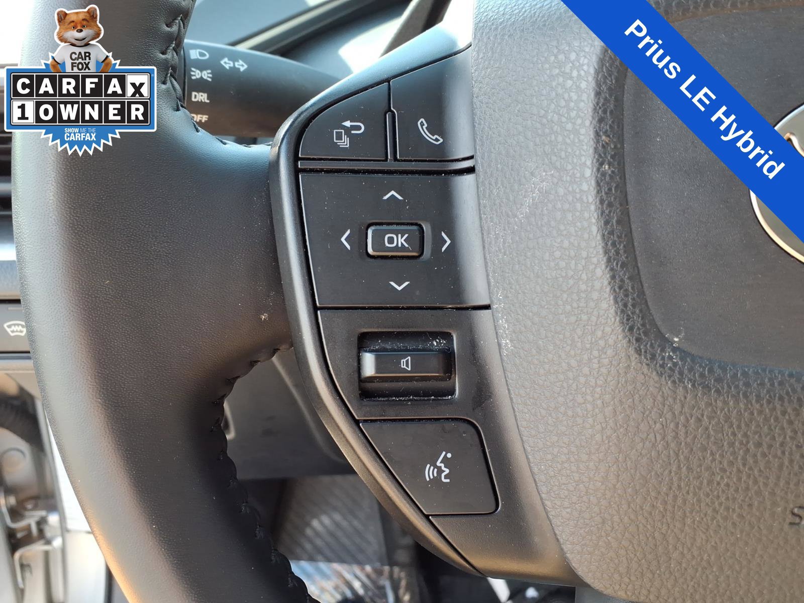 Used 2024 Toyota Prius LE FWD image 24