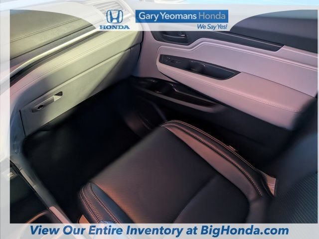 Used 2024 Honda Odyssey EX image 18
