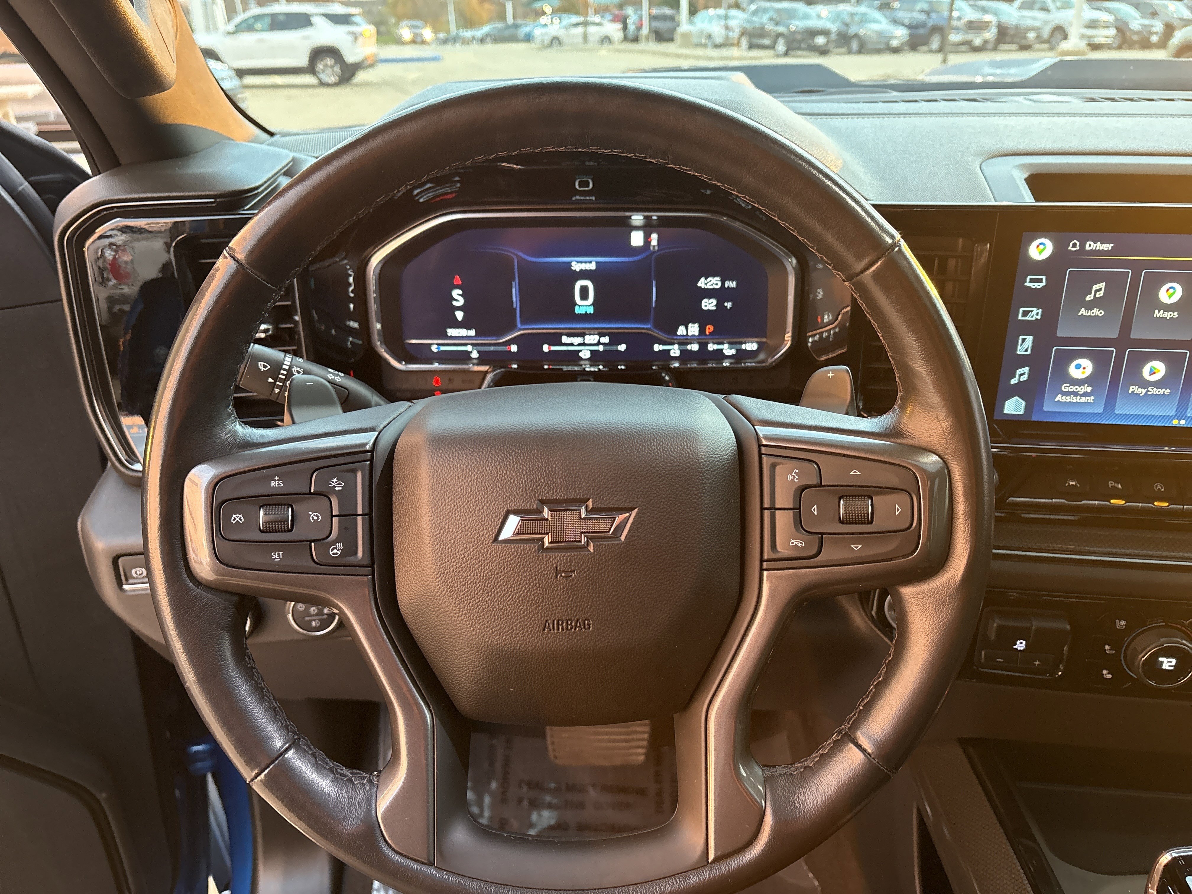 Used 2022 Chevrolet Silverado 1500 ZR2 w/ Technology Package image 17