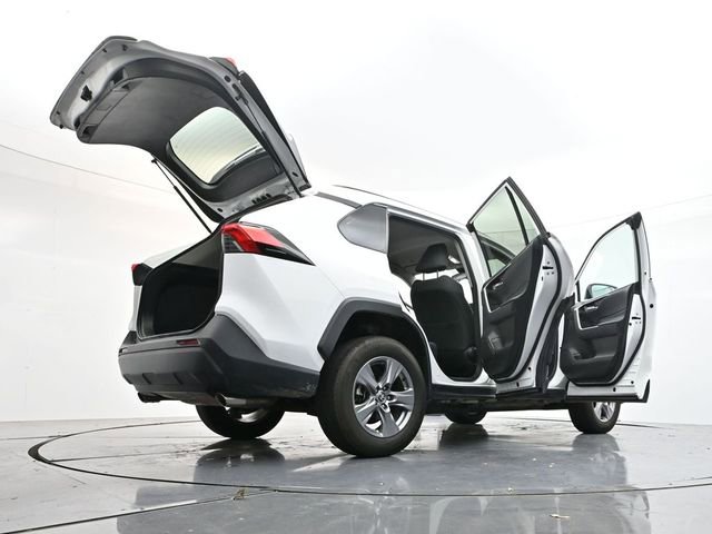 Used 2024 Toyota RAV4 XLE image 50