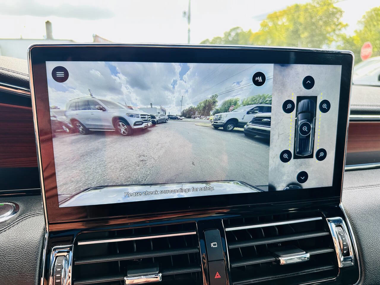 Used 2022 Lincoln Navigator Reserve image 44