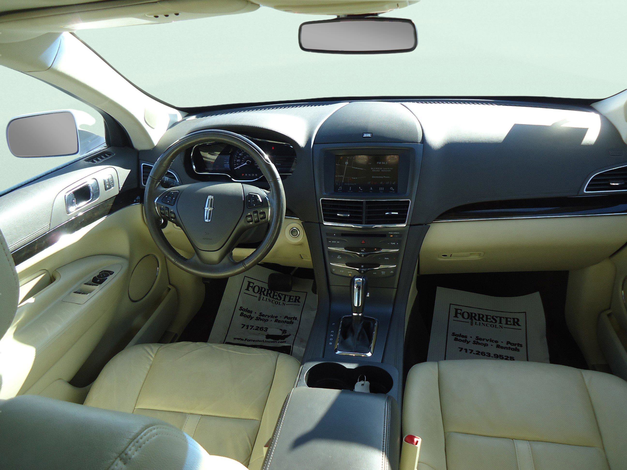 Used 2016 Lincoln MKT AWD w/ Equipment Group 201A image 10