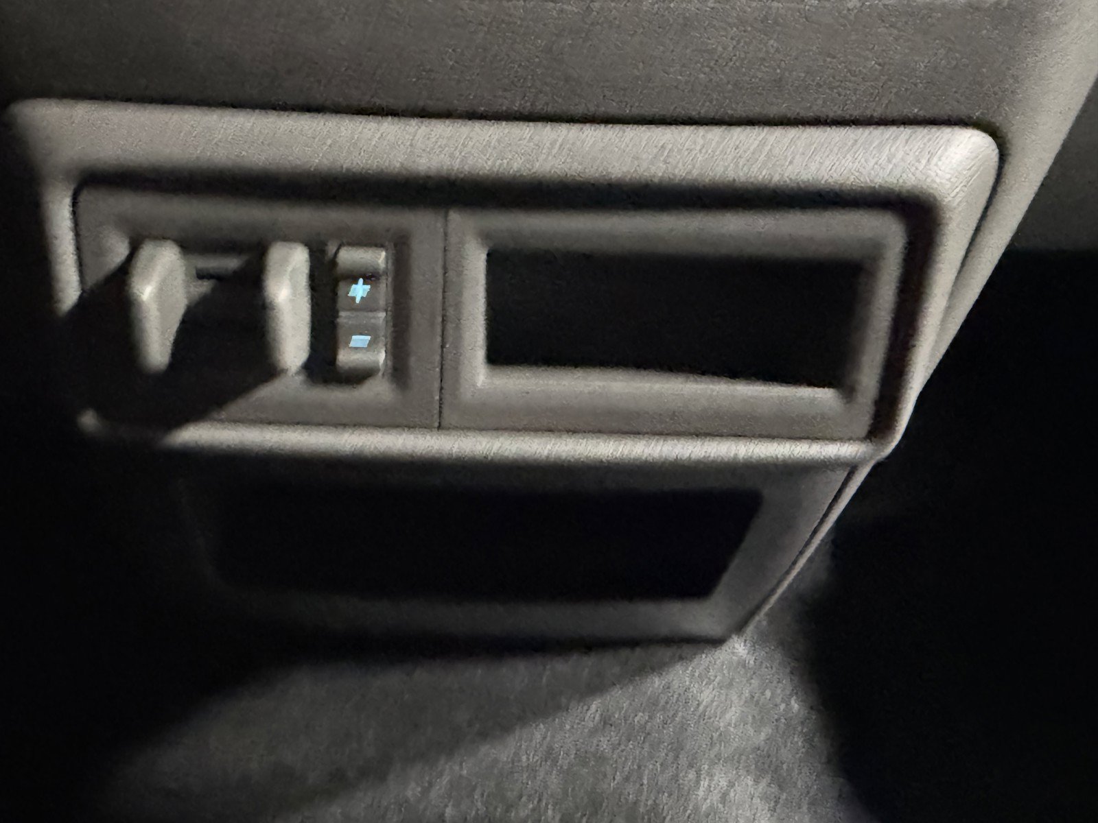 Used 2025 Ford Transit 250 Low Roof AWD image 17