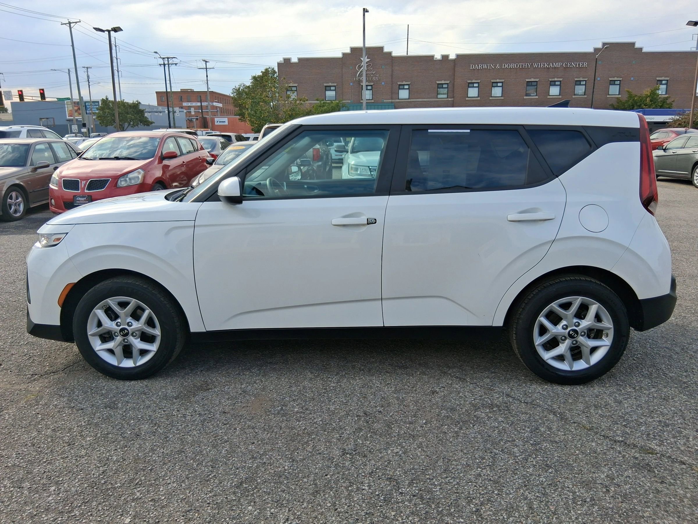 Used 2020 Kia Soul S FWD image 6