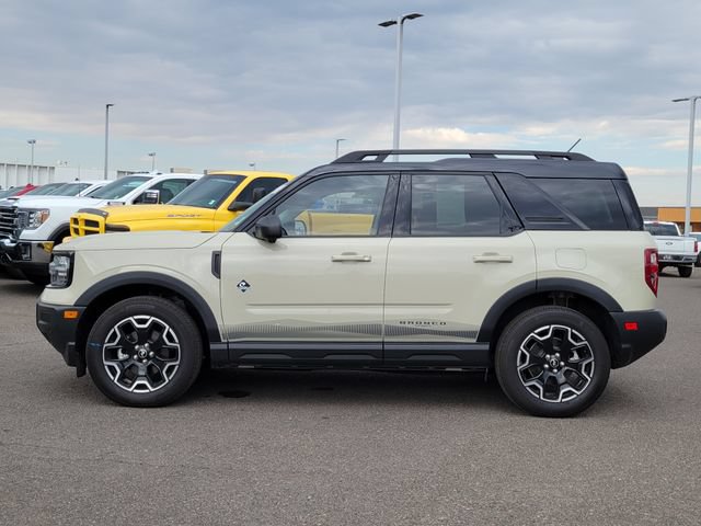 Certified 2025 Ford Bronco Sport Outer Banks w/ Outer Banks Tech Package+ AWD/4WD image 2