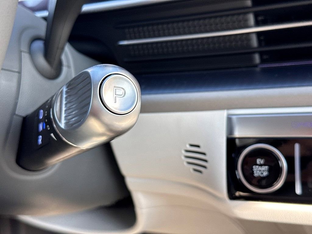 New 2024 Hyundai Ioniq 6 SEL image 27