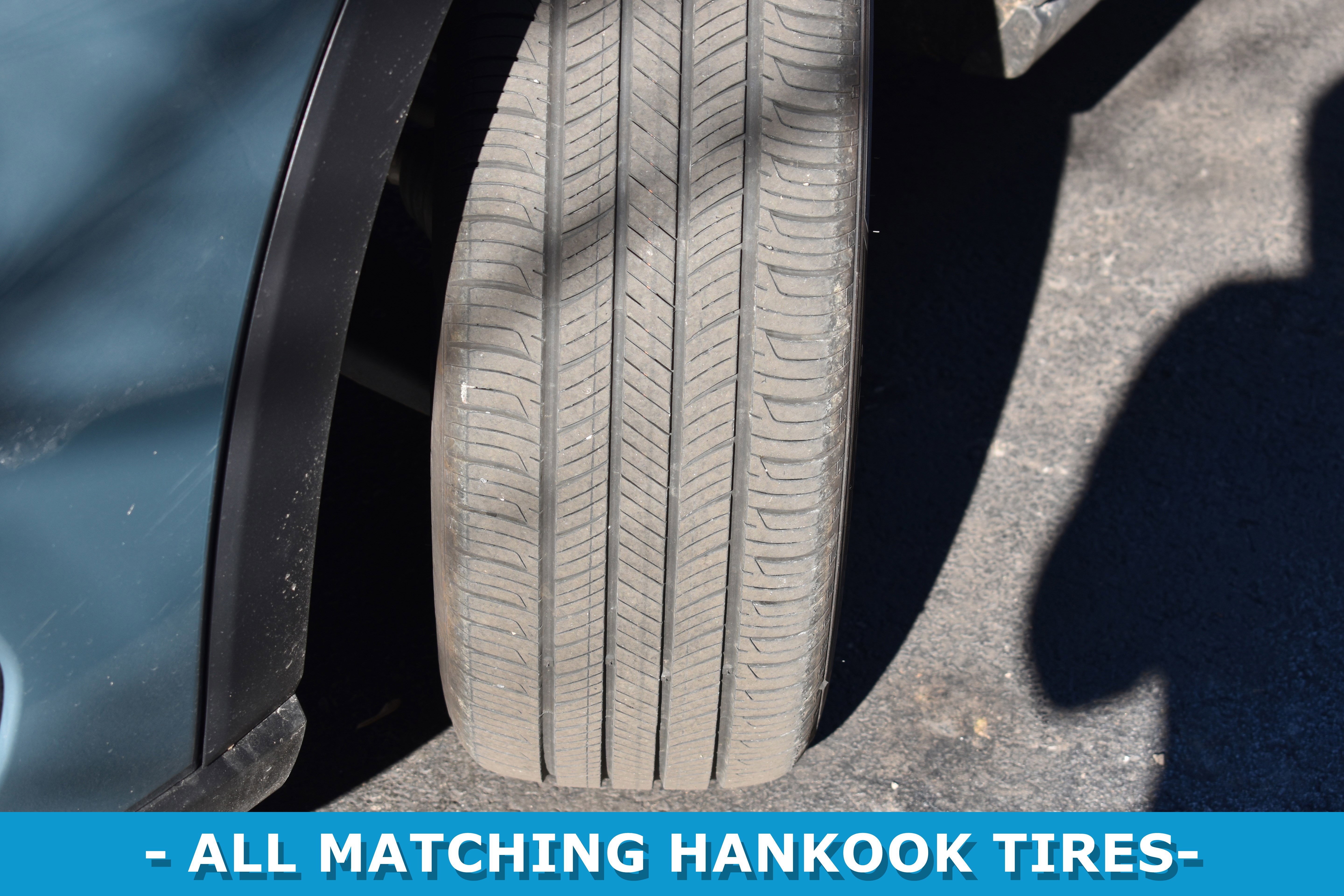 Certified 2025 Honda HR-V Sport image 33