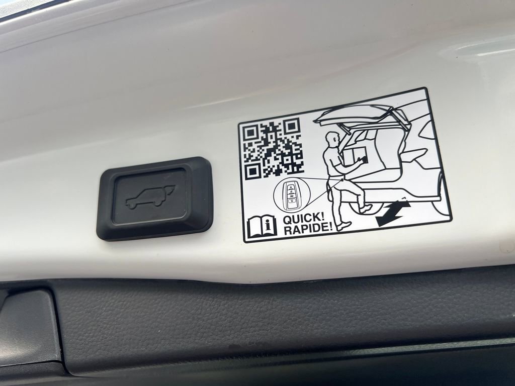 Used 2023 Toyota RAV4 Limited image 47