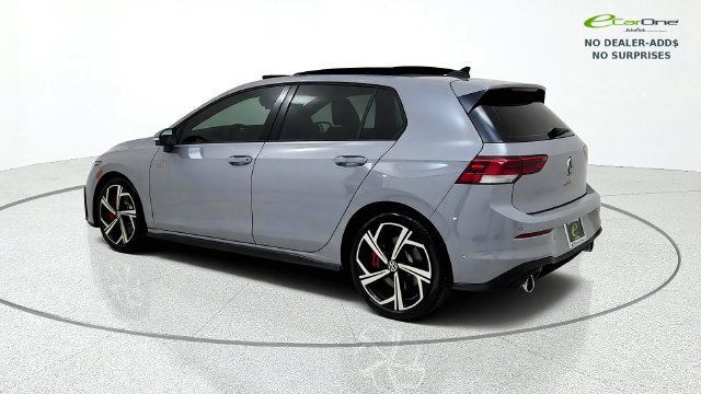 Used 2025 Volkswagen GTI SE FWD image 6