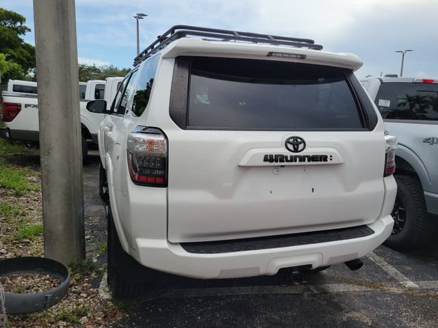 Used 2020 Toyota 4Runner SR5 Premium w/ Moonroof Package AWD/4WD image 4