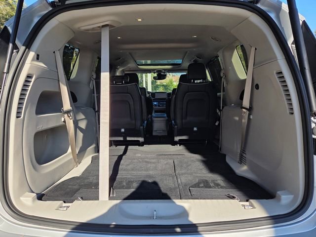 Used 2024 Chrysler Pacifica Limited image 21
