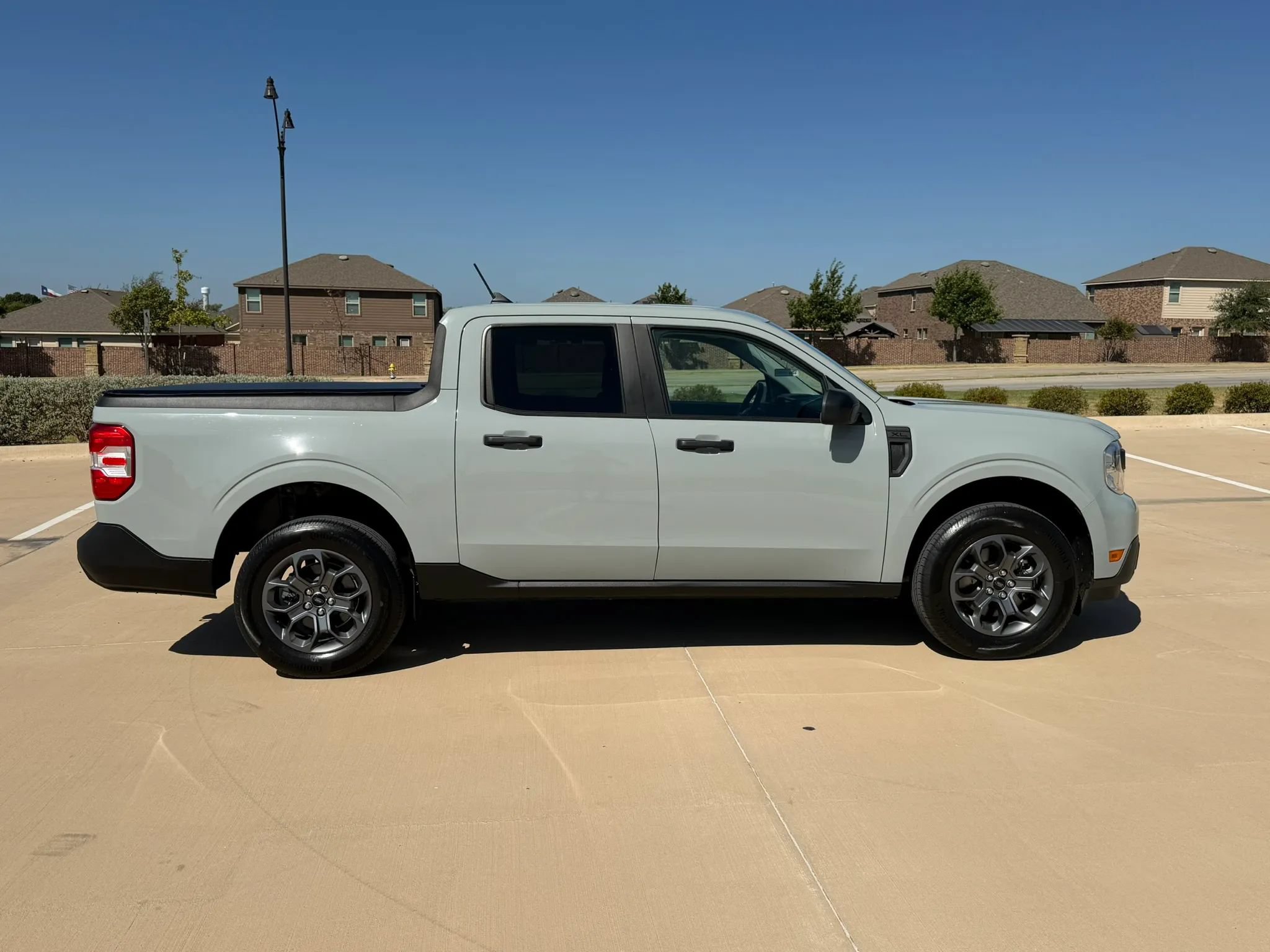 Used 2022 Ford Maverick XL FWD image 7