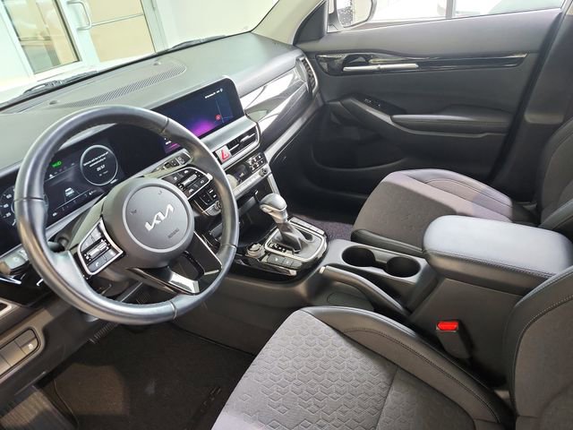 Certified 2024 Kia Seltos X-Line image 11