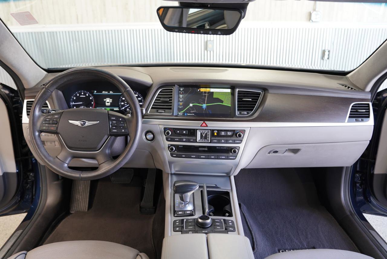 Used 2020 Genesis G80 5.0 Ultimate image 17