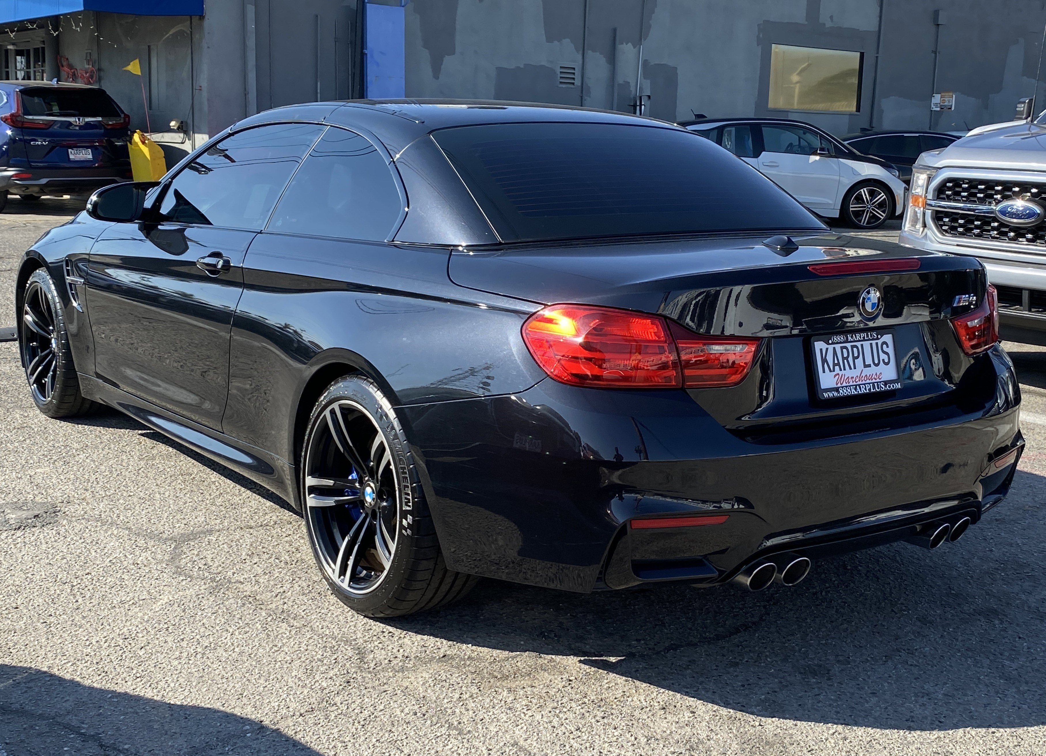 Used 2017 BMW M4 image 8