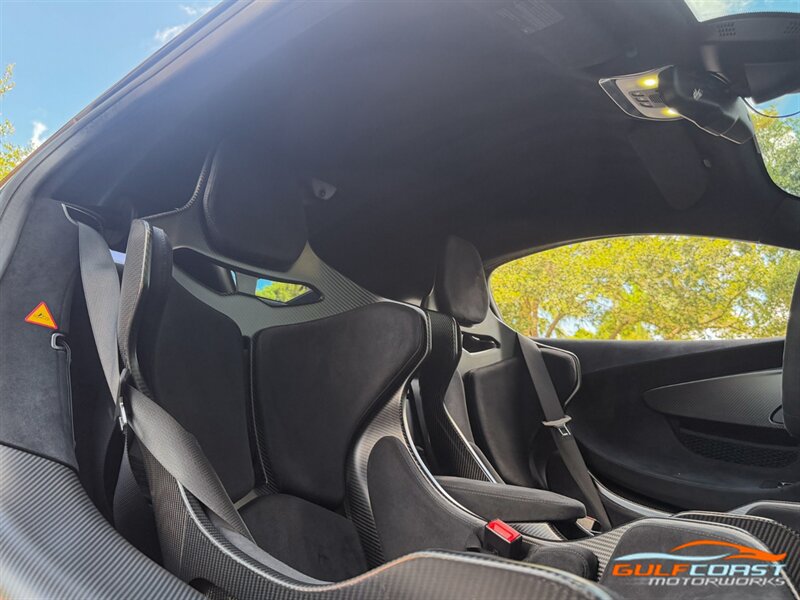 Used 2019 McLaren 600LT RWD image 32