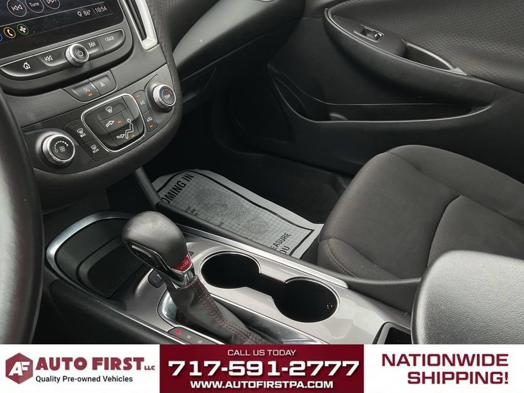 Used 2021 Chevrolet Malibu RS FWD image 25