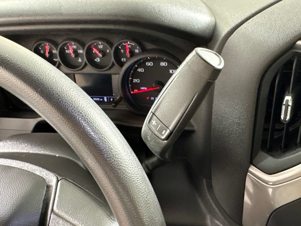 Certified 2025 Chevrolet Silverado 1500 W/T RWD image 28
