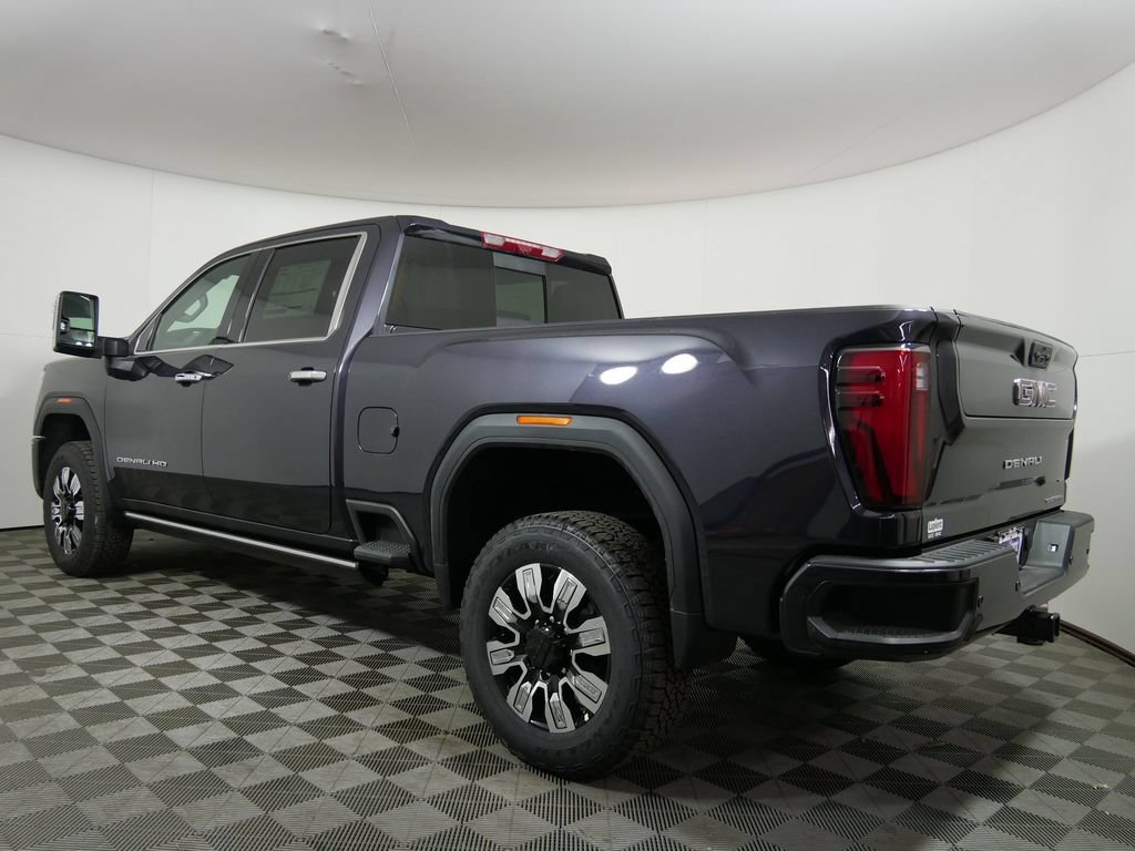 New 2026 GMC Sierra 3500 Denali w/ Denali Reserve Package AWD/4WD image 5
