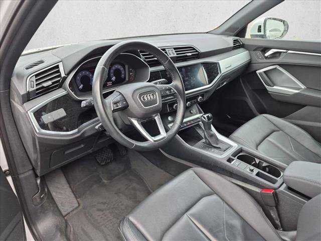 Used 2019 Audi Q3 2.0T Premium AWD/4WD image 10