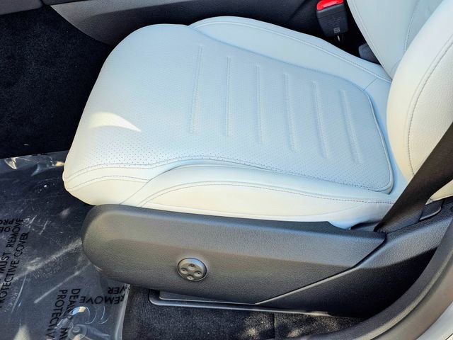 New 2026 Mercedes-Benz GLC 300 4MATIC image 18