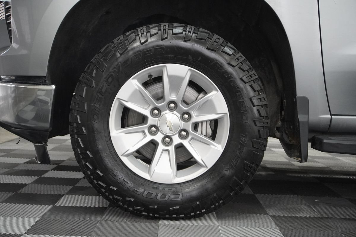 Used 2023 Chevrolet Silverado 1500 LT w/ Protection Package AWD/4WD image 24