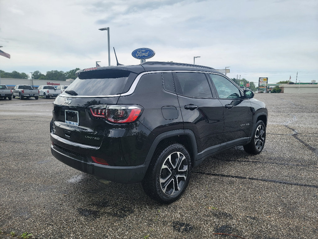 Used 2022 Jeep Compass Limited AWD/4WD image 8