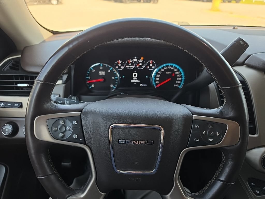 Used 2018 GMC Yukon Denali AWD/4WD image 7