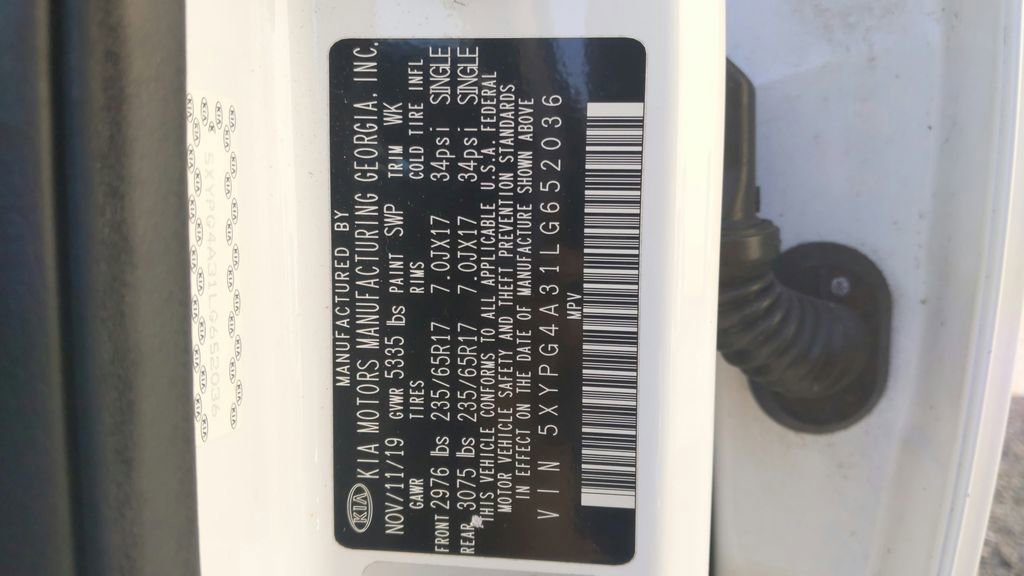 Used 2020 Kia Sorento LX FWD image 18