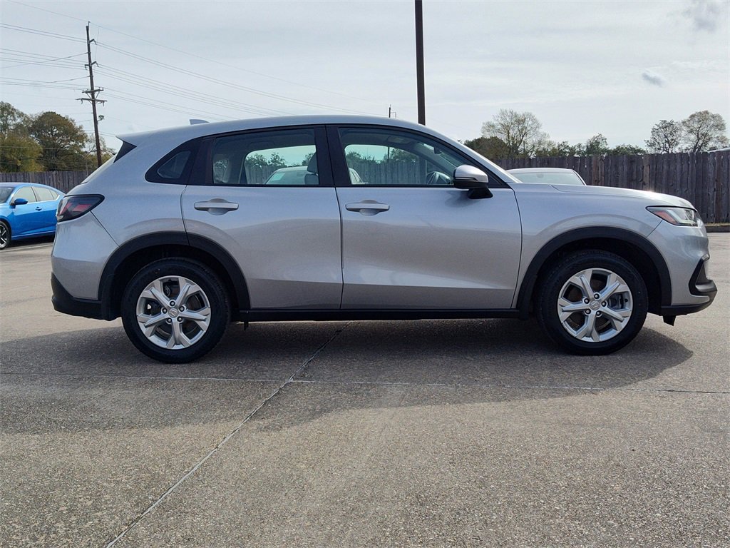 Used 2023 Honda HR-V LX image 11