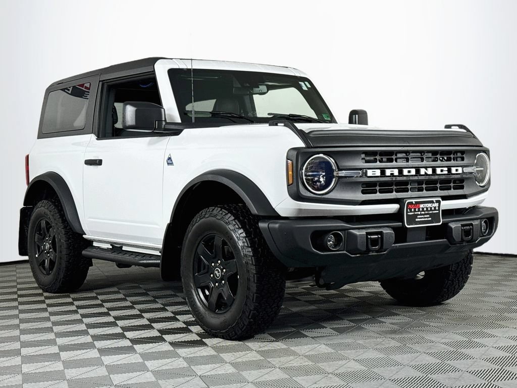 Used 2024 Ford Bronco Black Diamond AWD/4WD image 1