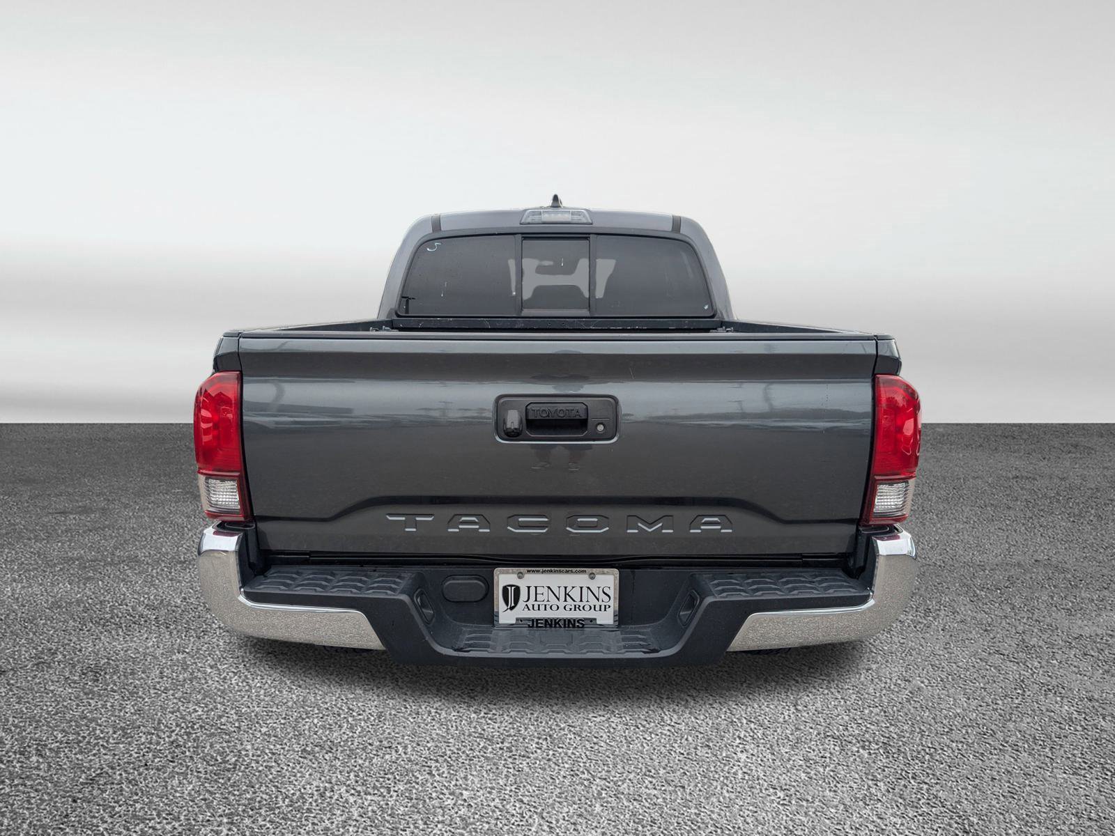 Used 2023 Toyota Tacoma image 8