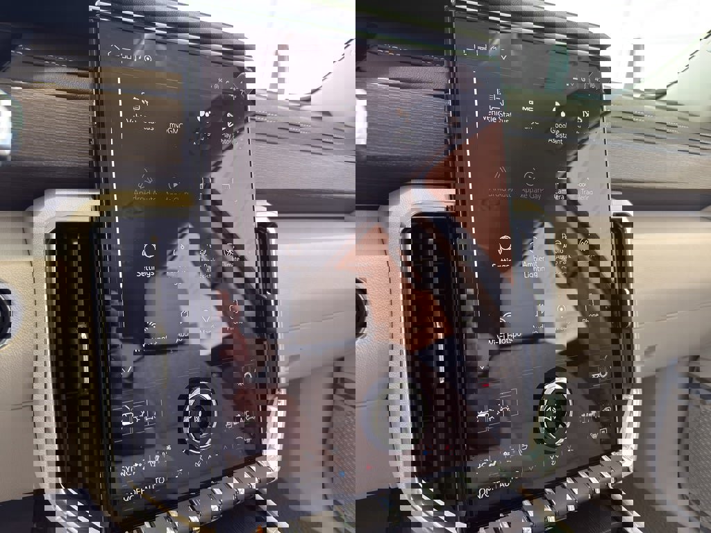 New 2026 GMC Acadia Denali w/ Super Cruise Package image 15