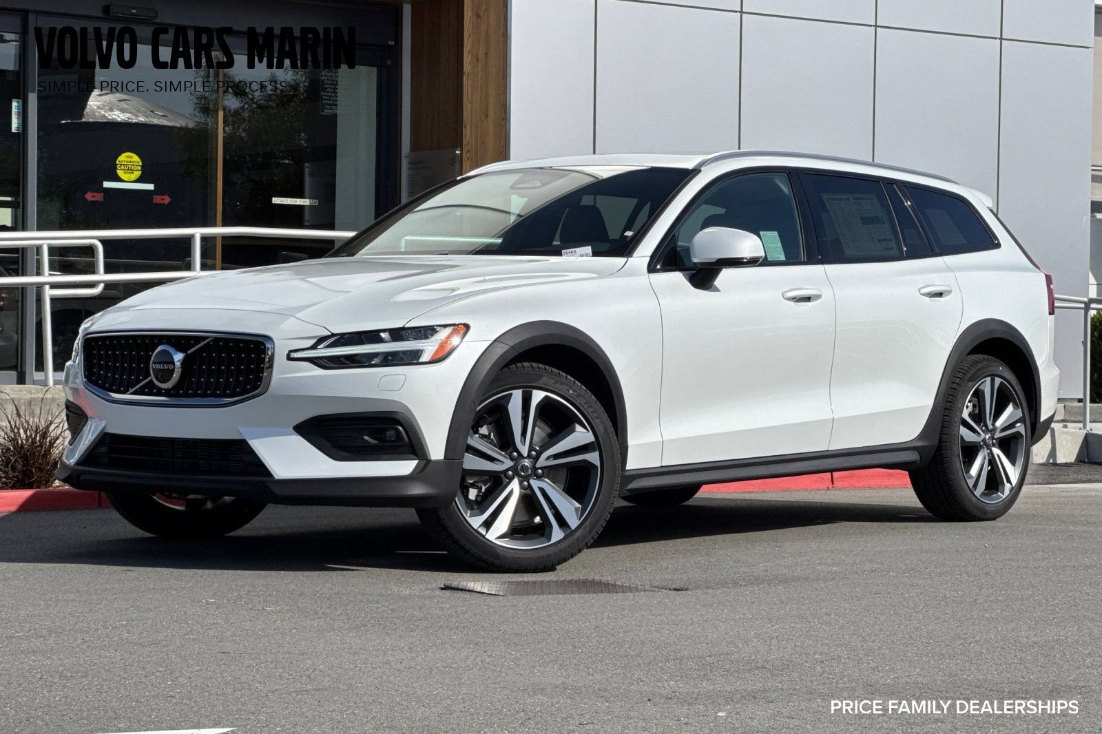 New 2026 Volvo V60 B5 Cross Country Plus w/ Protection Package Premier AWD/4WD video 1