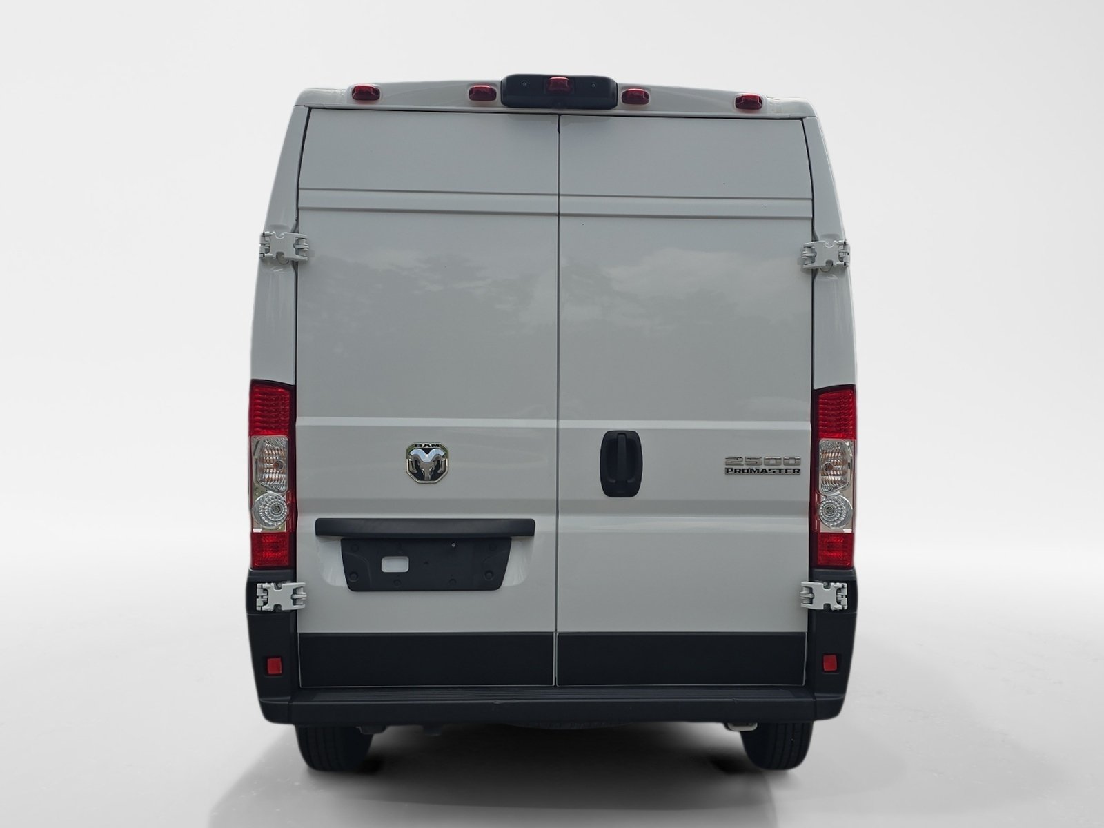 Used 2024 RAM ProMaster 2500 w/ Convenience Group FWD image 4