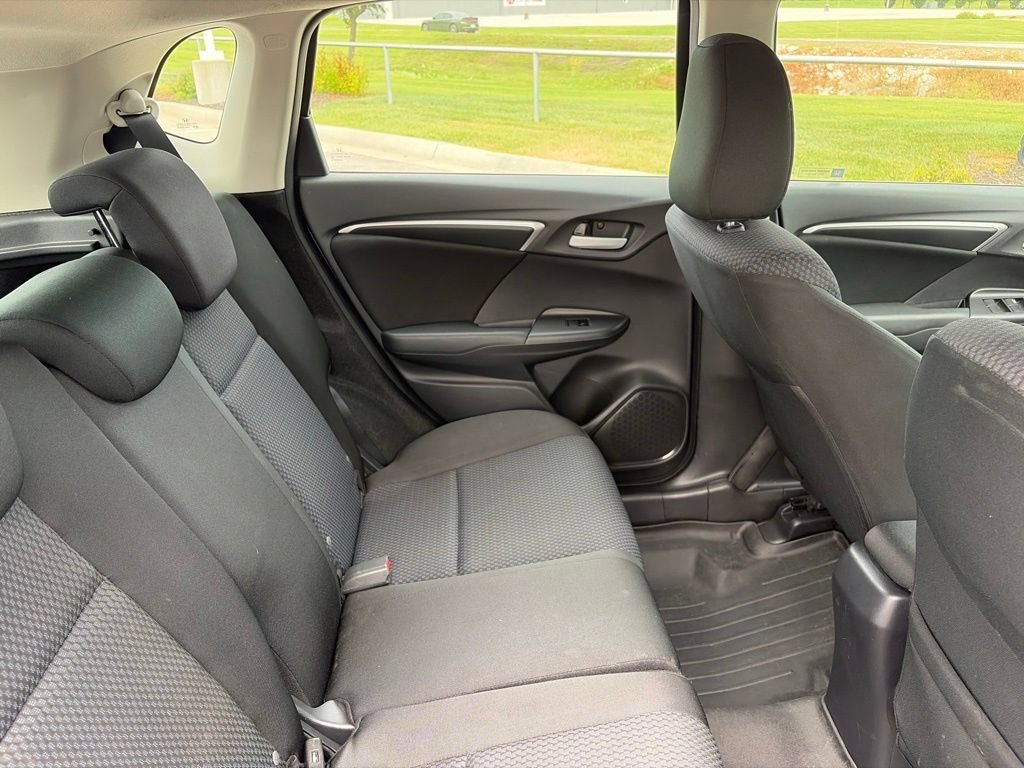 Used 2018 Honda Fit LX image 30