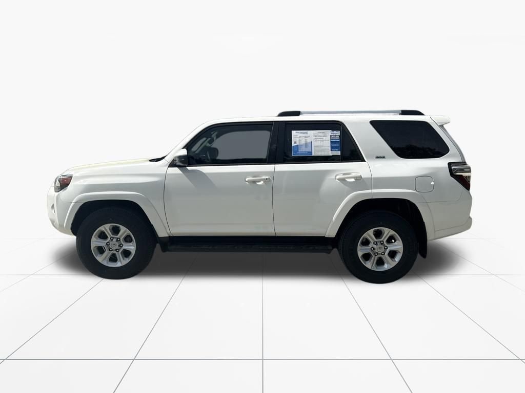 Used 2023 Toyota 4Runner SR5 image 5