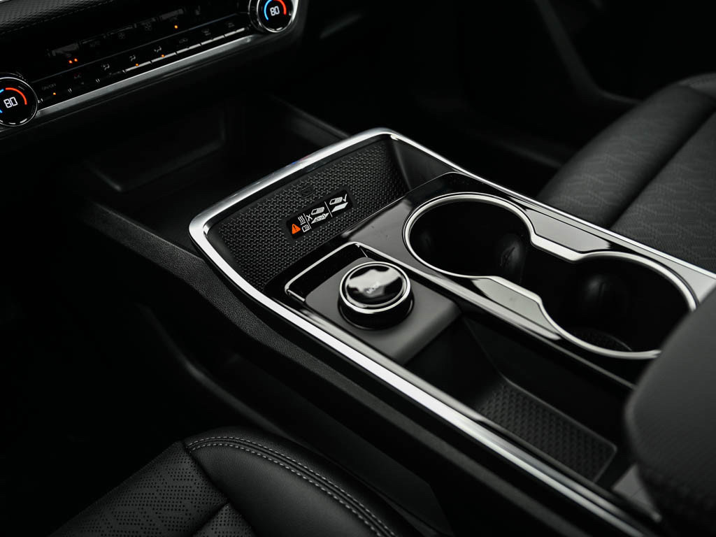 New 2026 Chevrolet Equinox LT w/ Convenience Package II image 27