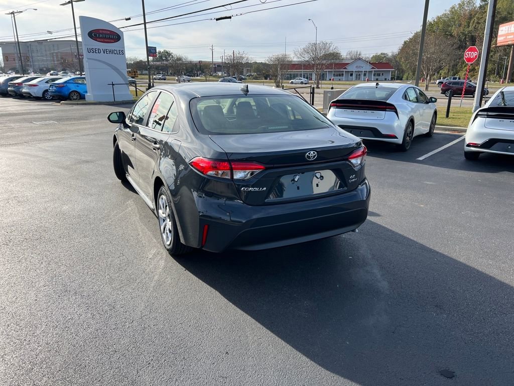 New 2026 Toyota Corolla LE image 3