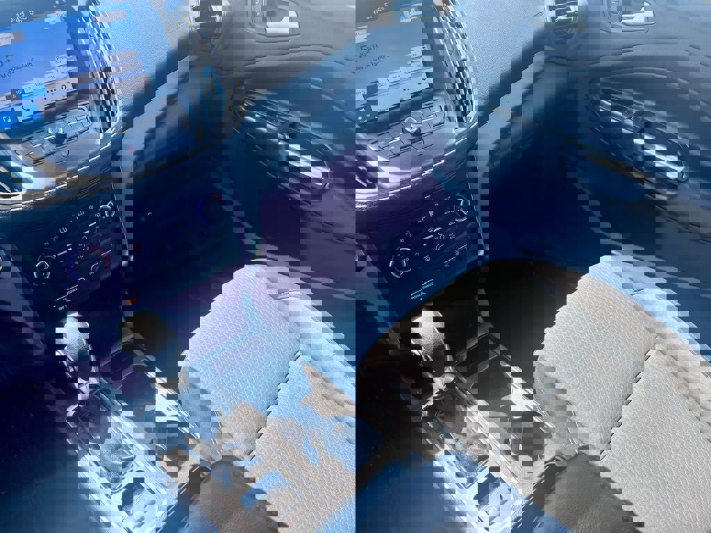 Certified 2019 Ford Escape SE AWD/4WD image 19