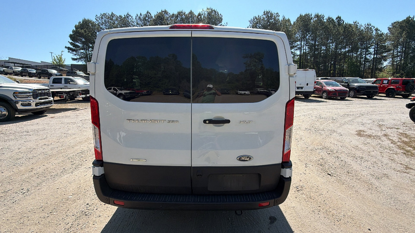 Used 2025 Ford Transit 350 XLT RWD image 9