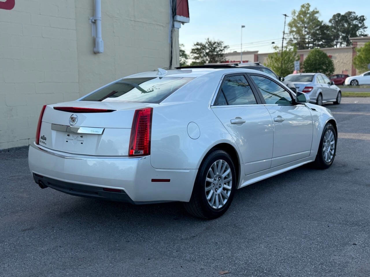 Used 2011 Cadillac CTS AWD Sedan image 8