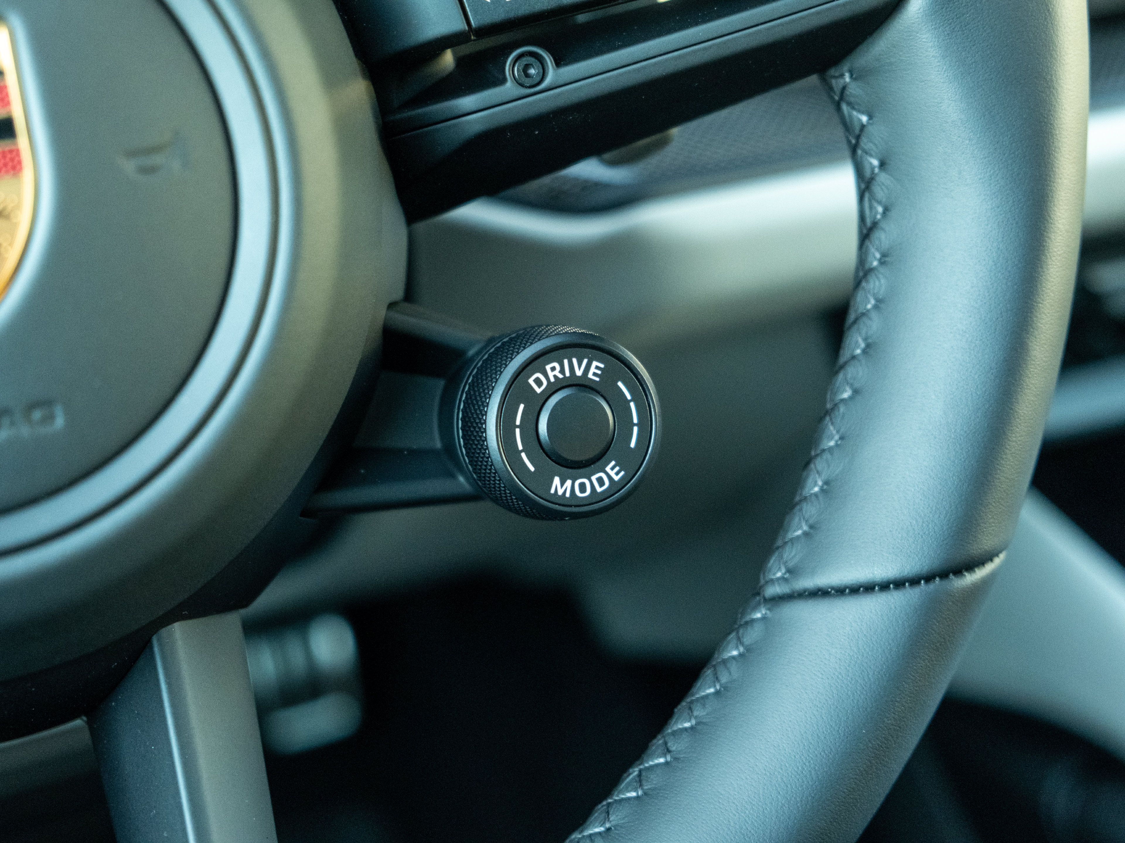 New 2026 Porsche Cayenne GTS AWD/4WD image 31