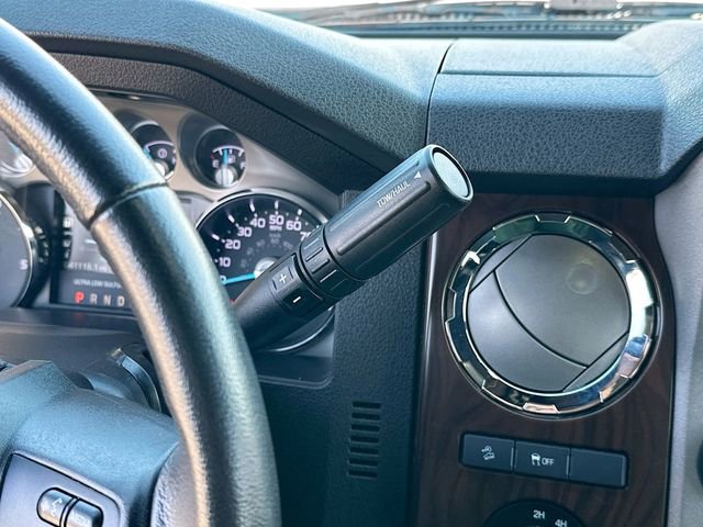 Used 2014 Ford F250 Lariat w/ Lariat Interior Package image 14