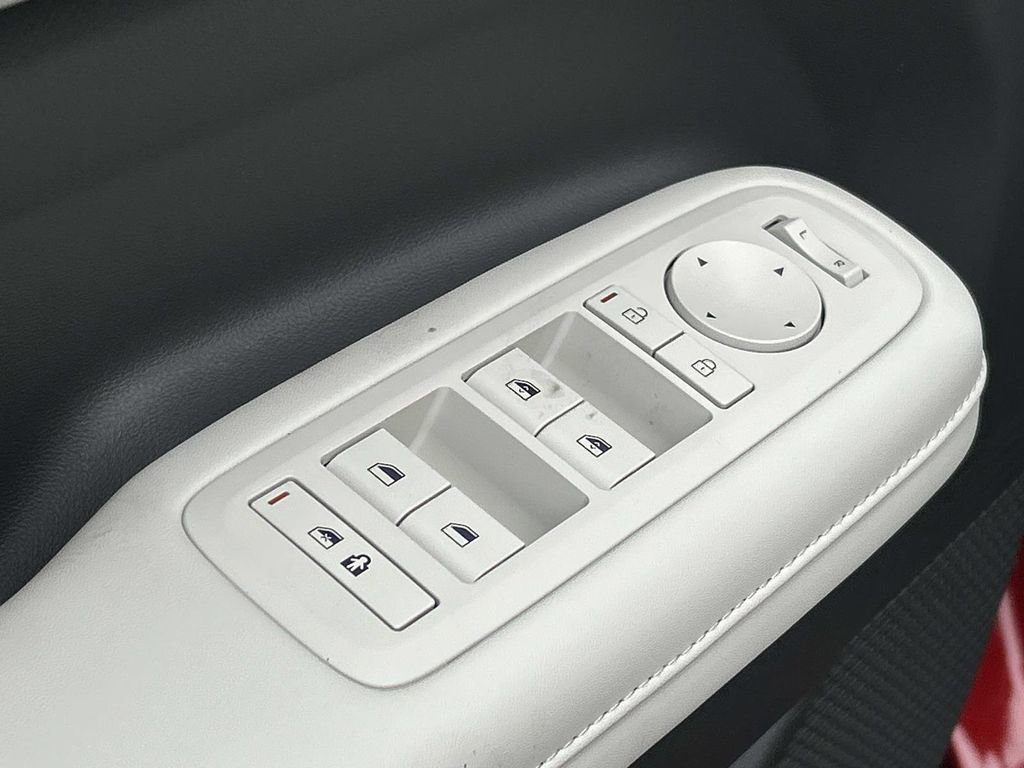 New 2026 Hyundai Santa Fe SEL image 17