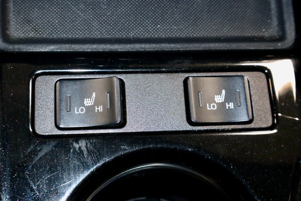 Used 2021 Toyota Prius Prime LE image 4