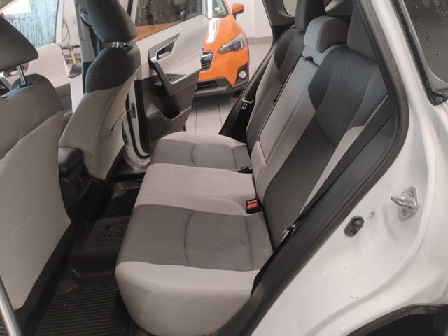 Used 2019 Toyota RAV4 XLE image 22