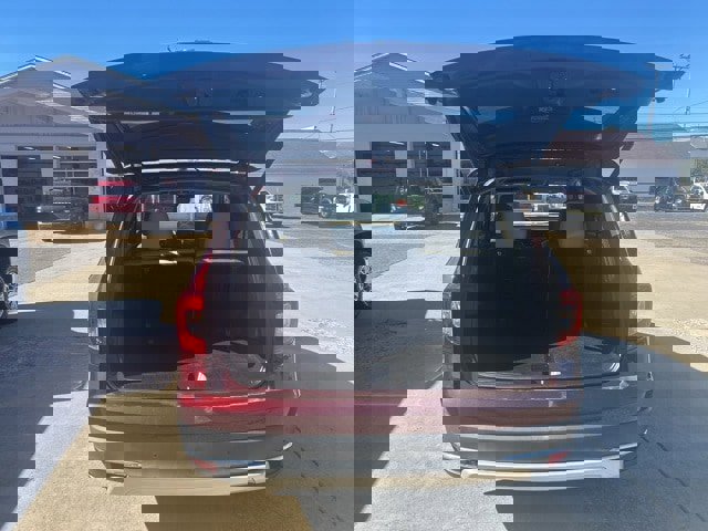 Used 2021 Honda Pilot Touring image 8