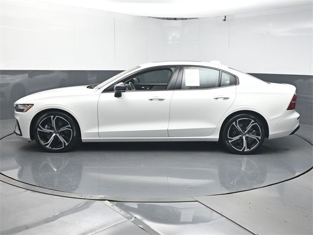 Used 2024 Volvo S60 B5 Plus w/ Climate Package image 5